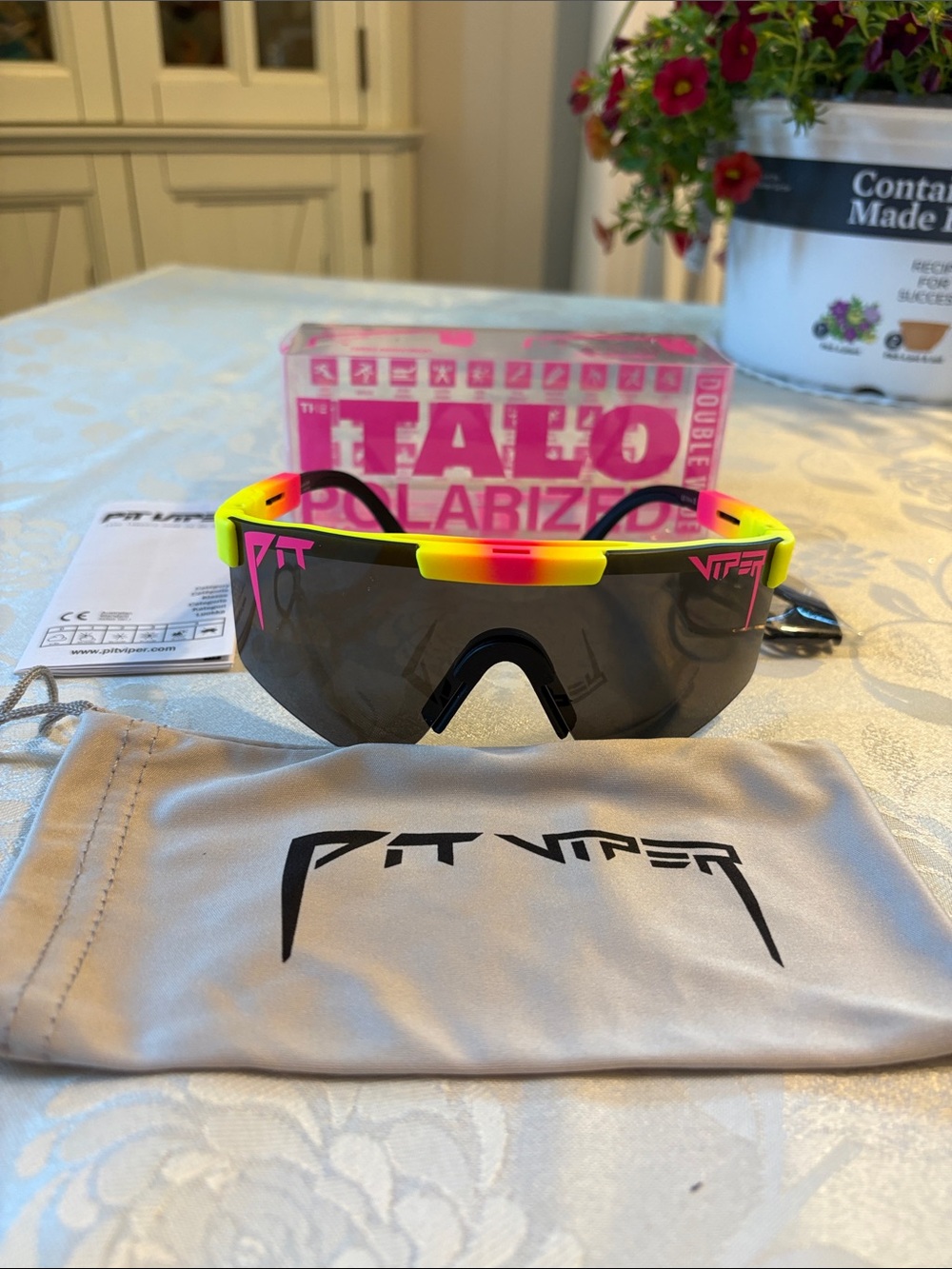 Pit Viper “Italo” 100% Polarized double wide (adult) lens Smoke NEW